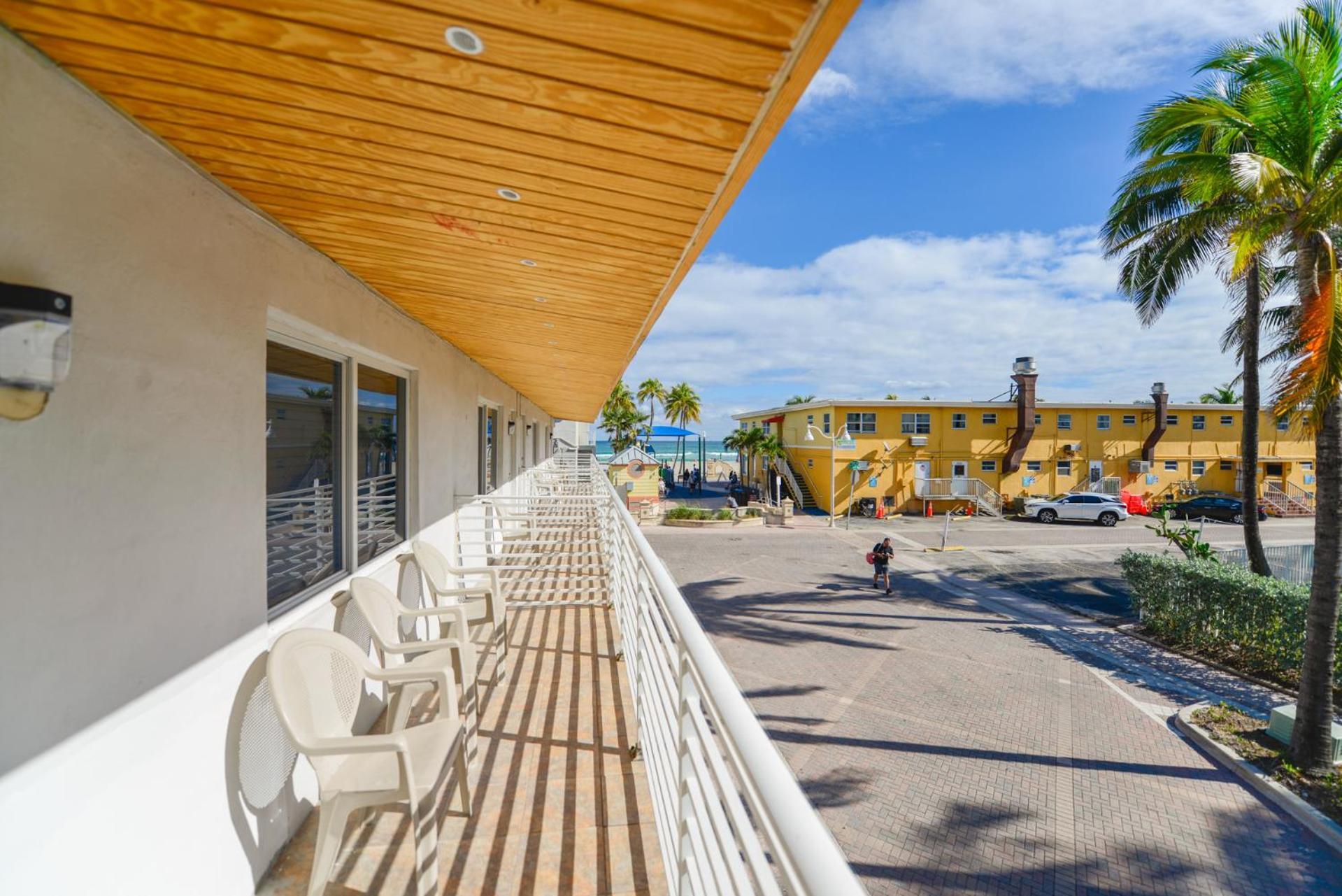 Fantastic Studio At The Beach With Parking&Pool - M43 Голлівуд Екстер'єр фото